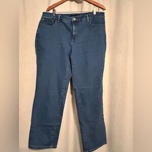 Macy’s Charter Club Lexington straight leg jeans. Plus size 18W